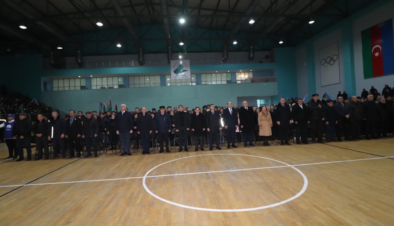 Qazaxda “Birlik və Həmrəyliklə yeni ilə doğru” adlı bayram tədbiri keçirildi - FOTOLAR